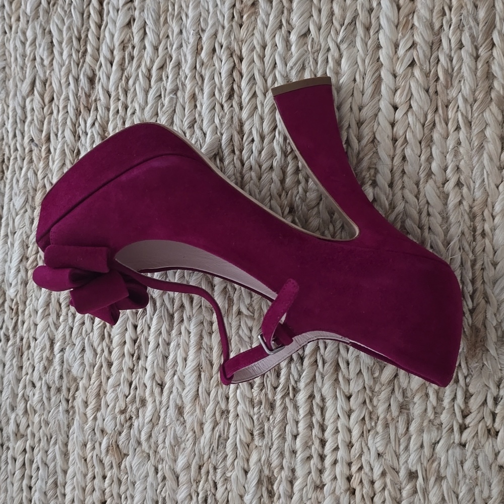 Brand New MIU MIU Burgundy Pumps